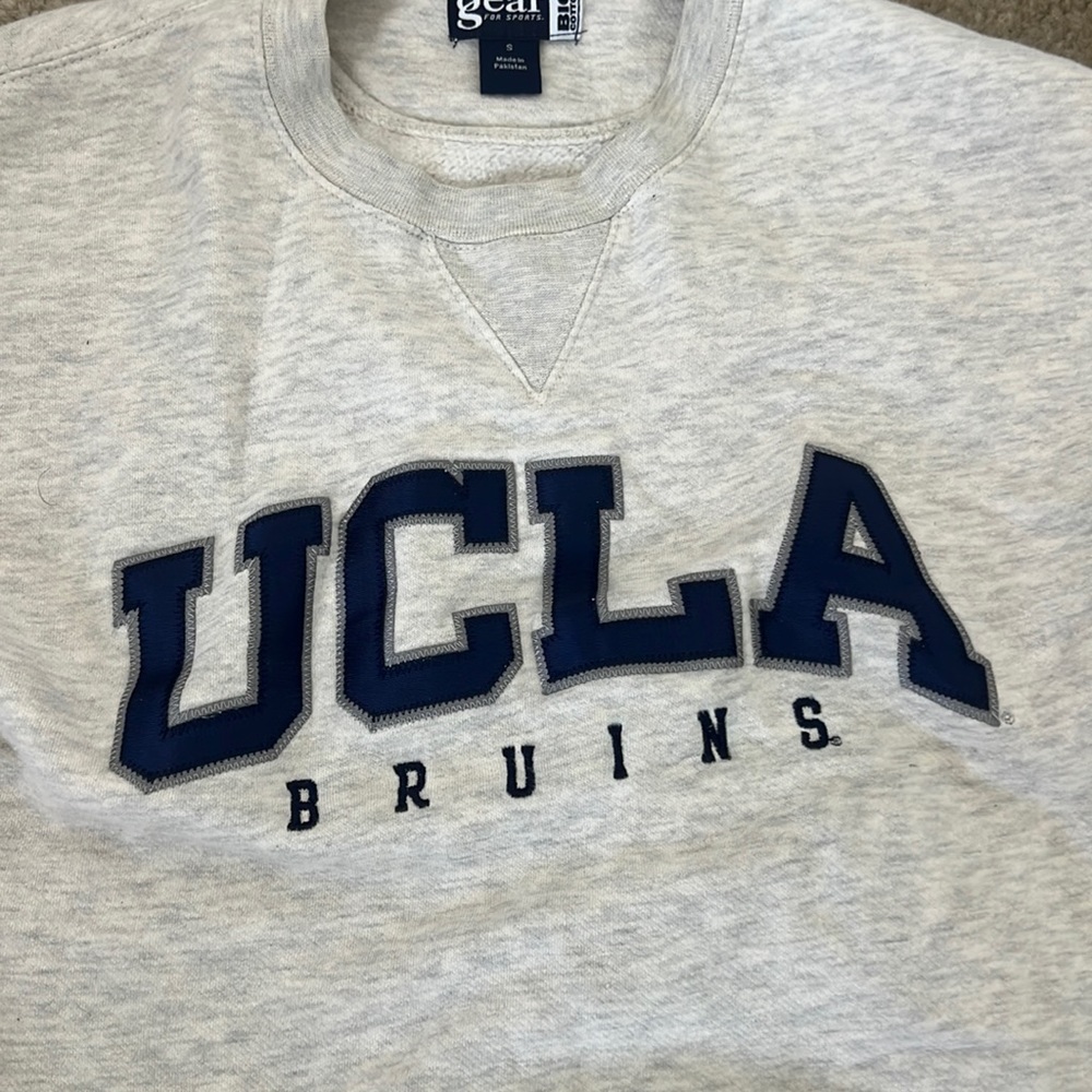 UCLA Sweatshirt size S